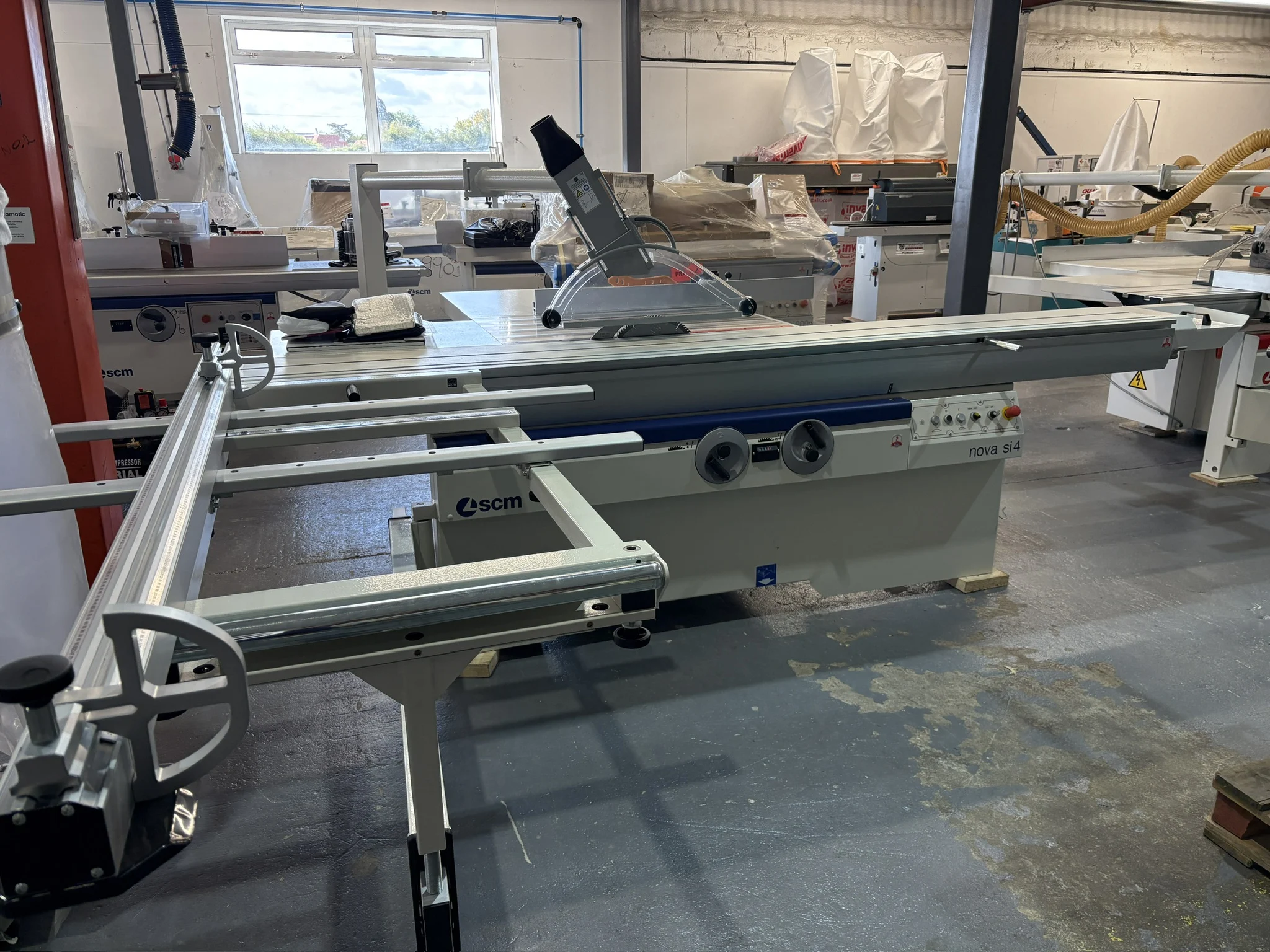 New Model SCM Nova si4 Panel Saw, 400mm Blade Kit, Extra Start Stop Controls, LED Scorer Indicator