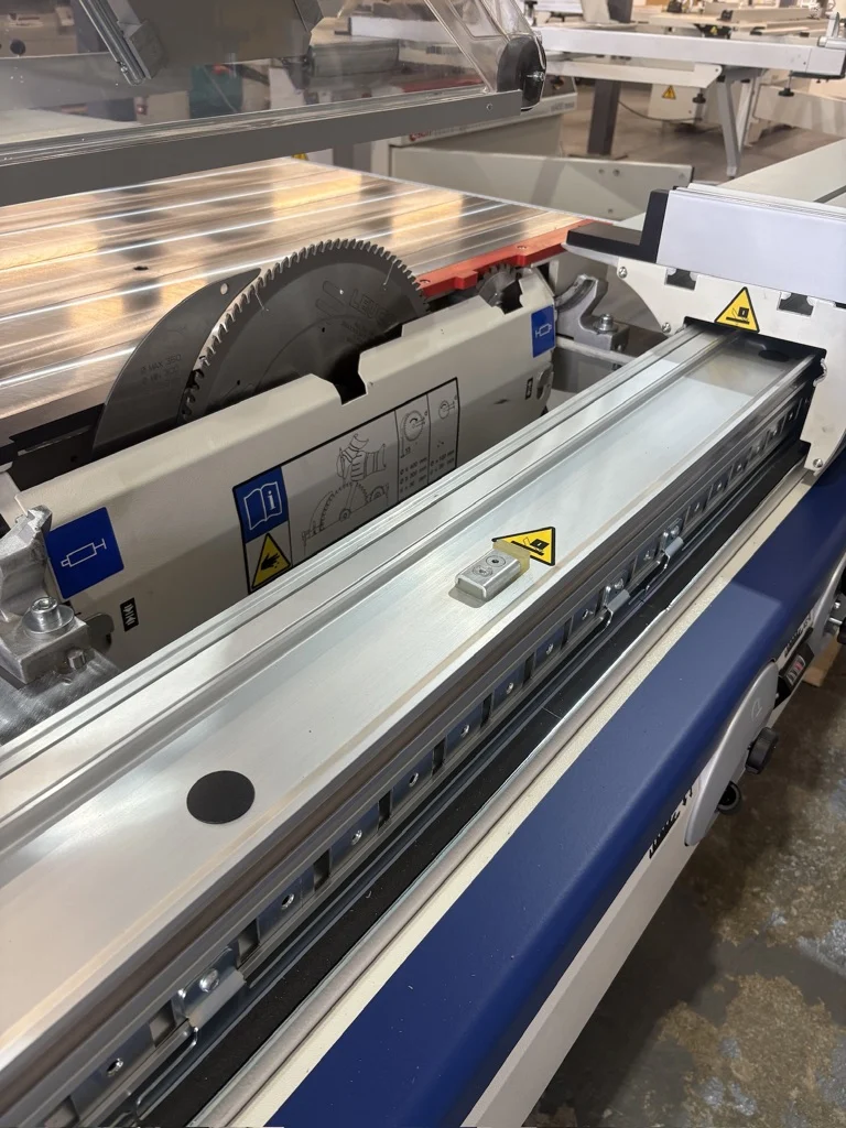 New Model SCM Nova si4 Panel Saw, 400mm Blade Kit, Extra Start Stop Controls, LED Scorer Indicator - Image 6