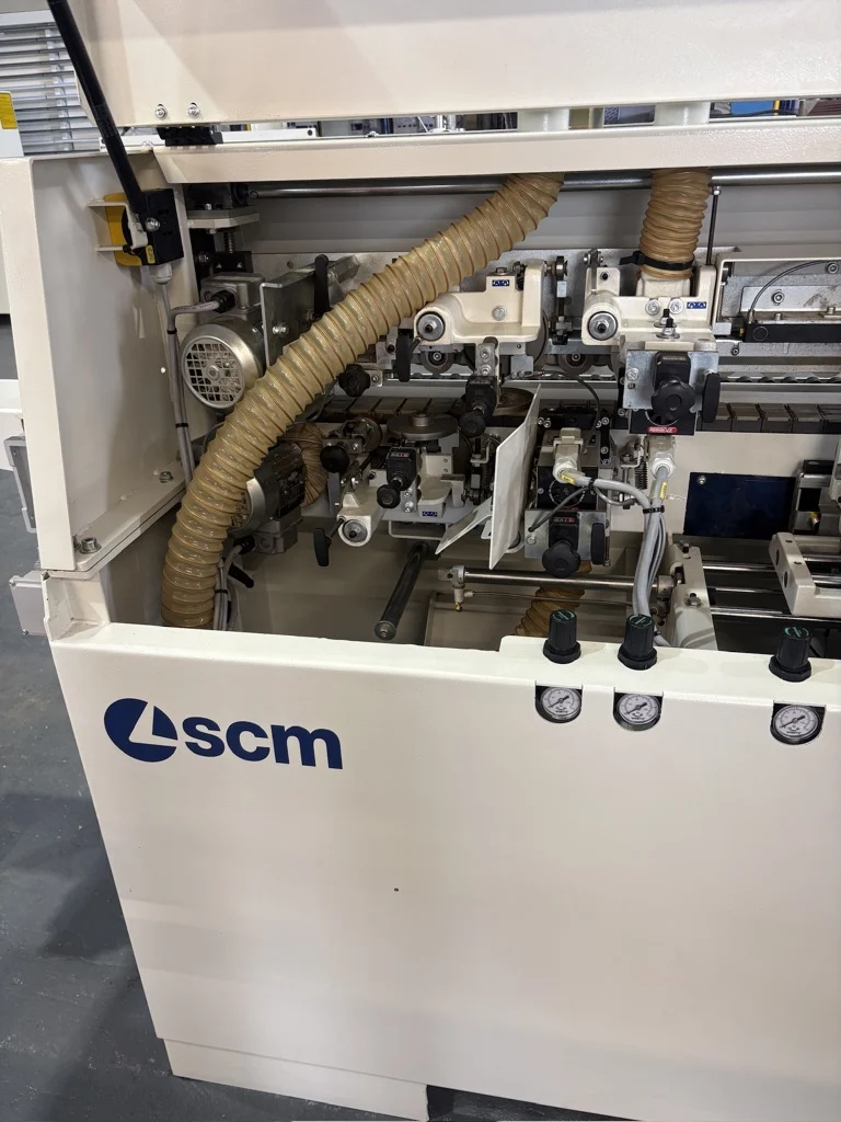 2022 Minimax Me35tr Hot Melt Edgebander, Pre milling with Combined End Cutting - Rounding Unit - Image 9